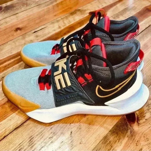 Nike Future Court Youth 5.5 C-T2866-001 super condition - Picture 1 of 12